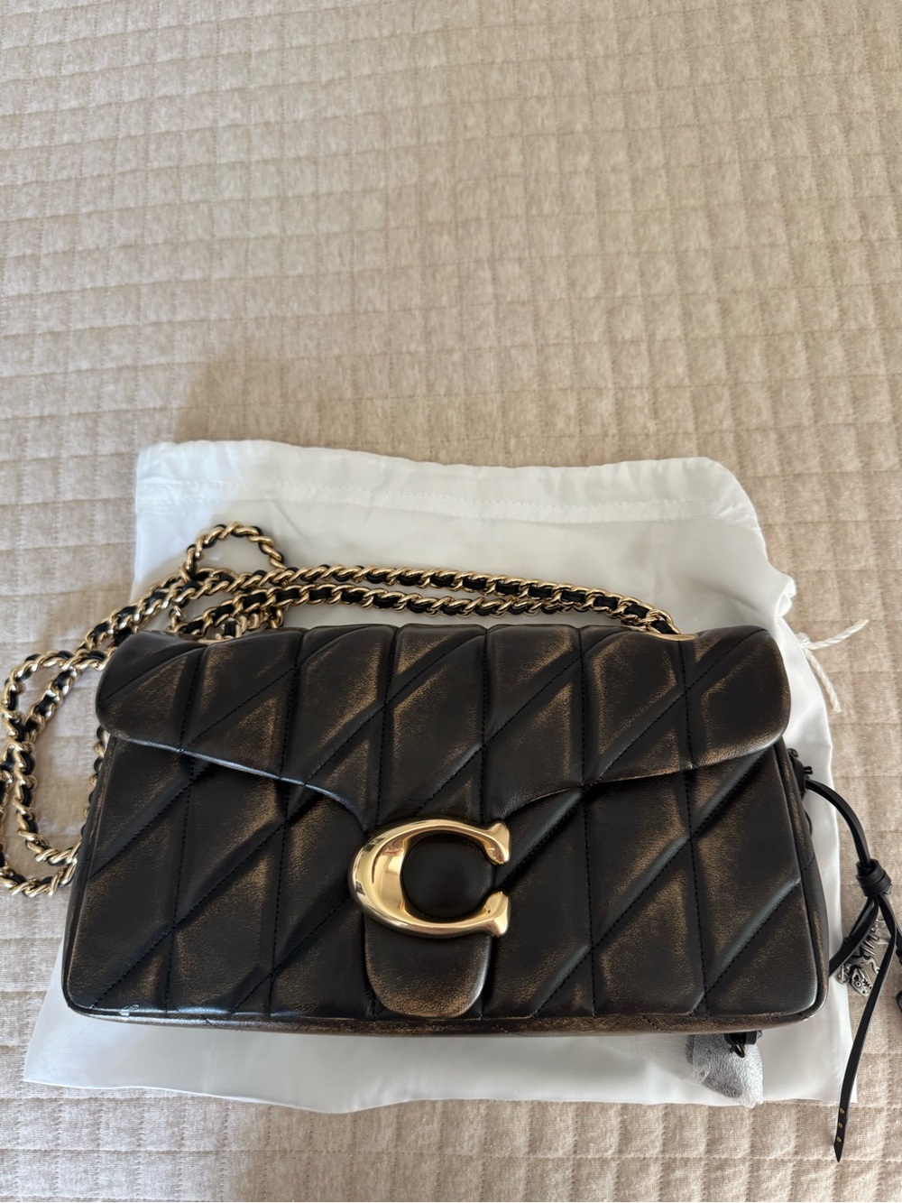 Coach “Loved Leather” Quilted Leather Shoulder Bag Tabby 26 - Picture 2 of 7